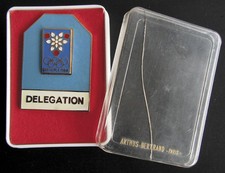 Jeux Olympiques Olympiques D'Hiver Grenoble 1968 Insigne De Participant
