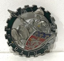 Médaille, broche, pucelle