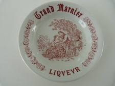 Cendrier, coupelle publicitaire Grand Marnier Liqueur Gien vintage