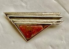 BROCHE MODERNISTE  signée