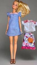 Poupée Barbie Fashionista Avec sa tenue De Rechange