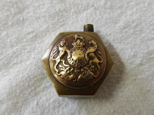 Ancien Briquet en cuivre de Poilu 14/18 Travail de tranchée Lion et Licorne