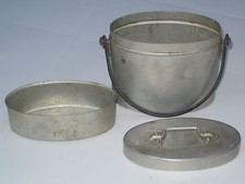 ANCIENNE GAMELLE ALUMINIUM ANNEES 50'60'