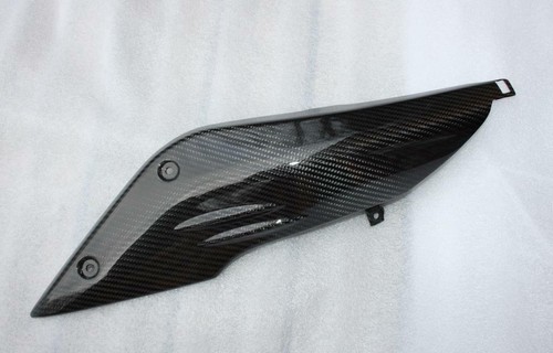 Cache sous resevoir droit bmw - cache,