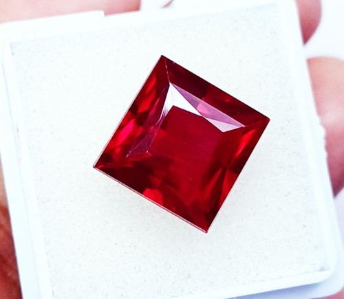 Gemme diamant ruby naturelle - diamant,