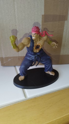 Figurine evil ryu - evil, street