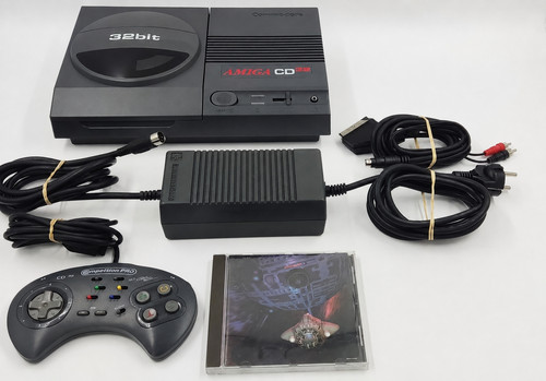 Commodore amiga cd32 - commodore, complet