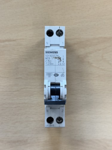 Disjoncteur siemens c32 - disjoncteur, siemens,