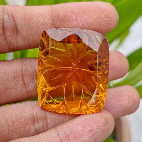 Pierre précieuse citrine
