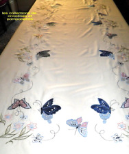 NAPPE BRODEE  VOILE DE POLYESTER  LES PAPILLONS BLEUS   3 M + 12 SER***