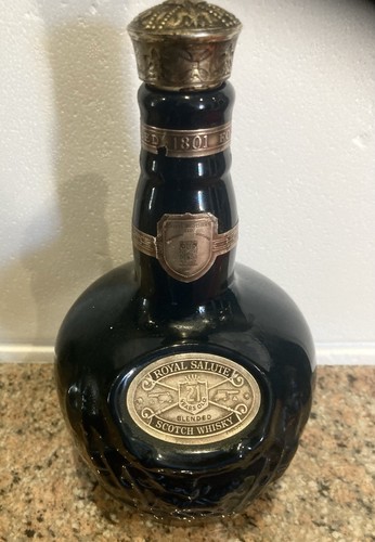 Bouteille whisky chivas - bouteille,