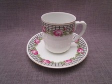 Tasse à café ancienne en