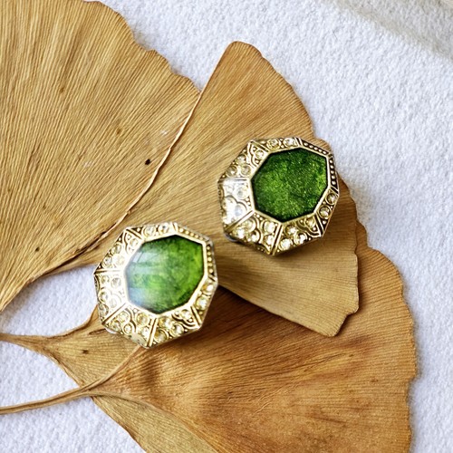 Boucles oreille style - style, art