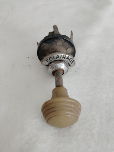 Ancien interrupteur tirette - interrupteur, a