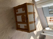 château playmobil de princesse enfant sous forme de coffre fort