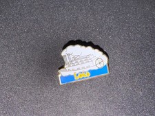 (V9) PINS BADGE ENAMEL VINTAGE COLLECTION LOGO BATEAU LOIS JEANS