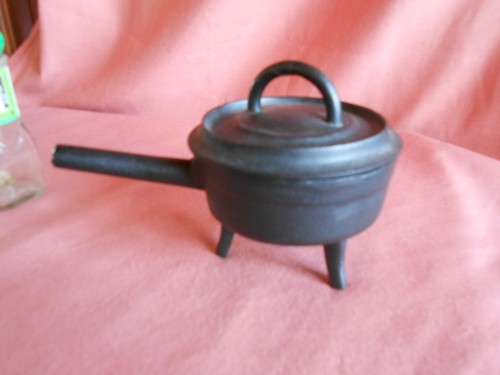 Petite cocotte fonte - en,