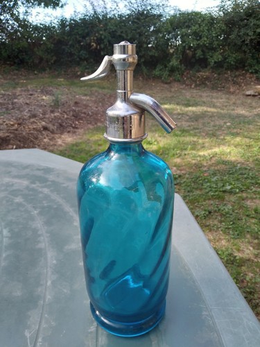 Sipon eau seltz - eau, période