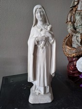 Statue représentant Sainte Thérèse De L'enfant Jésus de Lisieux. 30 cm....