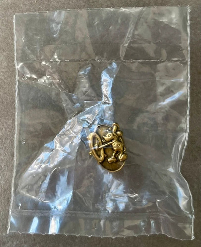 Pin disneyland paris cast - pin's,