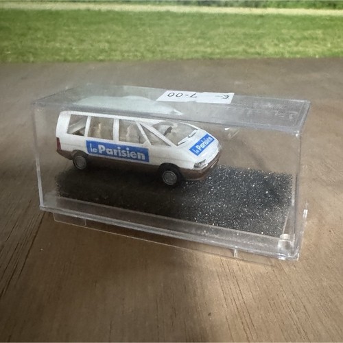 Praline voiture miniature - , 1:87