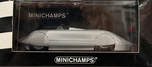 Minichamps 410381900 auto - minichamps,