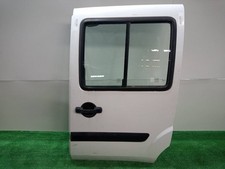 PORTE LATERALE GAUCHE COULISSANTE POUR FIAT DOBLO 119 1.9 JTD CAT 103 10343425