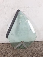 Vitre arriere gauche PEUGEOT