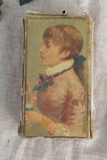 ANCIENNE BOITE EN CARTON DE