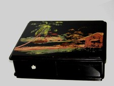 COIFFEUSE ANTIQUE DE TABLE 19 EME BOIS LAQUEE CHINOISE SIGNEE TRUONG -VAN-THANH