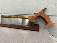 Lie-Nielsen Dovetail Saw –