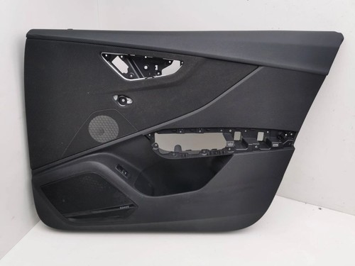 Audi 2022 essence - -,