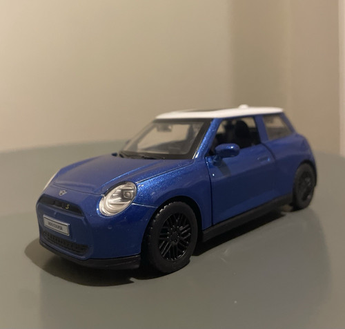 Miniature mini cooper - mini,