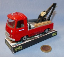 Norev  1/43 : Peugeot Fourgon J7 "Dépanneuse"