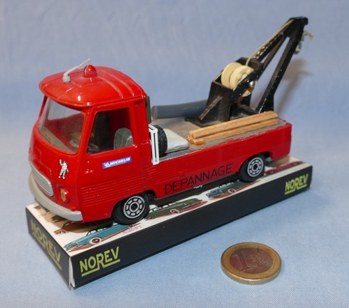 Norev peugeot fourgon - 1/43,