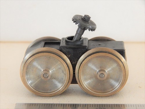 Réf 8360 bogie moteur de - un,