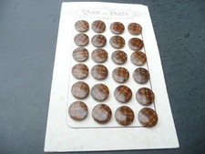 24 boutons ancien en corozo