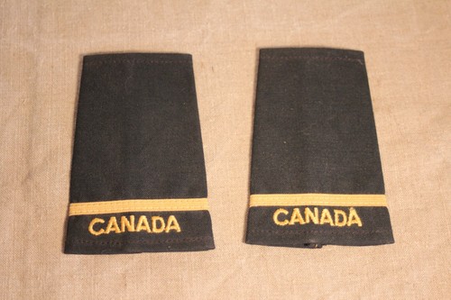 Lot epaulettes grade - 2,
