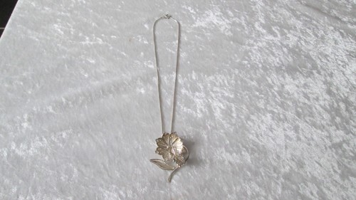 Ancien collier pendentif - , en