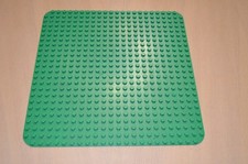 LEGO  PLAQUE de base Lego DUPLO-verte- 24 x 24 tenons - 38x38 cm
