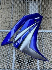 Flanc de carénage droit