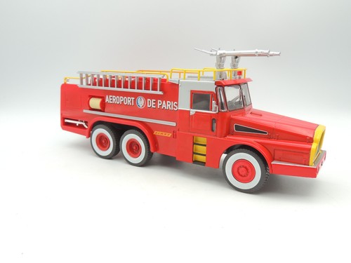 Hachette camion sapeur - camion,