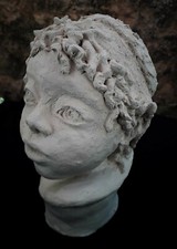 SCULPTURE " Paule " terre