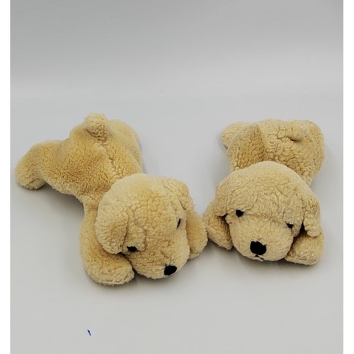 Lot deux doudous peluches - de,