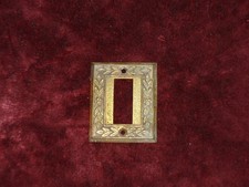 Plaque Enjoliveur métal Doré