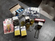 Lot 97 ampoules voitures, 6v et 12v, codes, navettes, 4w, 21/5w, H1, H2, H3