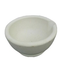 Mortier porcelaine bec verseur