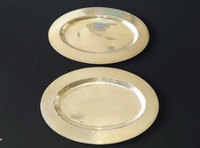 2 PLATS 30,5x21CM EN METAL