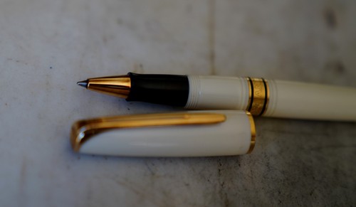 Magnifique stylo roller - stylo,