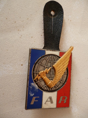Ancien insigne militaire far - ancien,